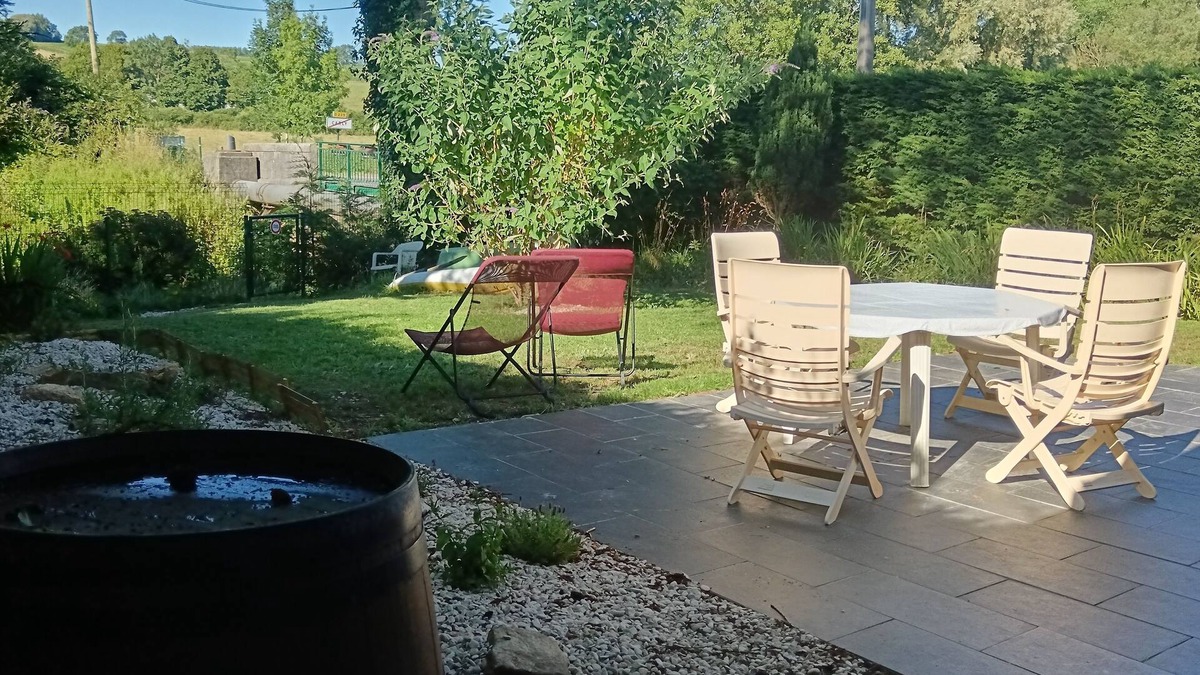 Carly House | Detached house, terrace and enclosed garden, ideal for families, pets allowed