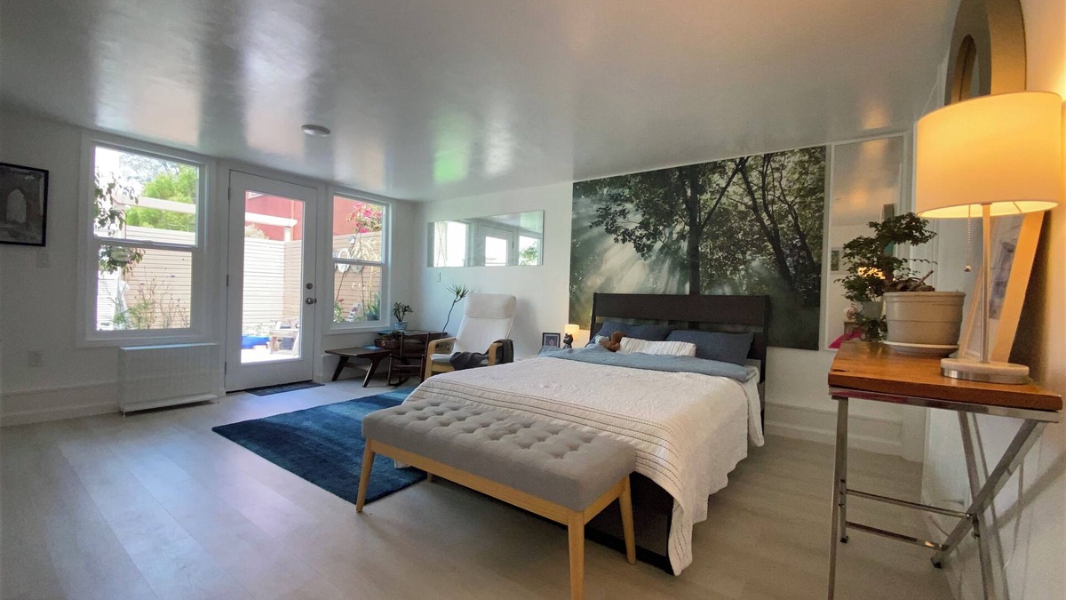 East End Cottage | Detached Studio cottage w/private Patio Garden &BBQ in Alameda -Oakland Airport