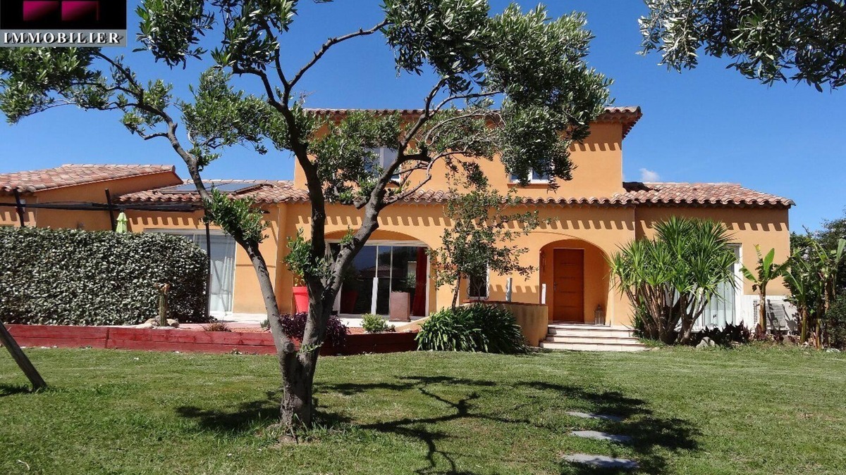 Corneilla-la-Riviere Villa | Detached villa with large garden and 10x5 swimming pool, sleeps 8.