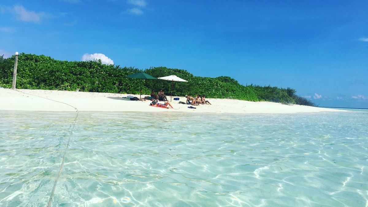Hangnaameedhoo Hotel | Detour Beach View