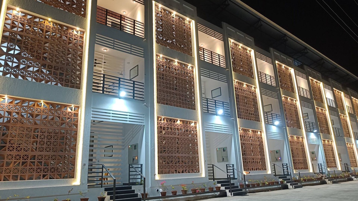 Kalapettai Hotel | Devaki Resort