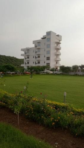 Gwalior Hotel | Devalaya Agr Tourist Center