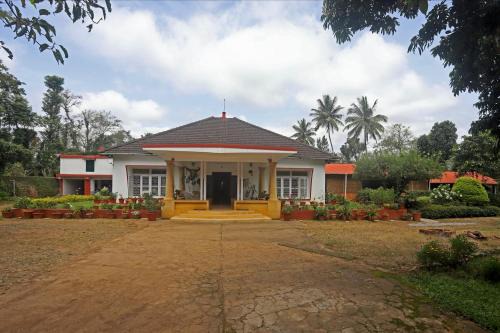 Kaimane House | Devi Villa - Plantation Retreat and Forest Getaway