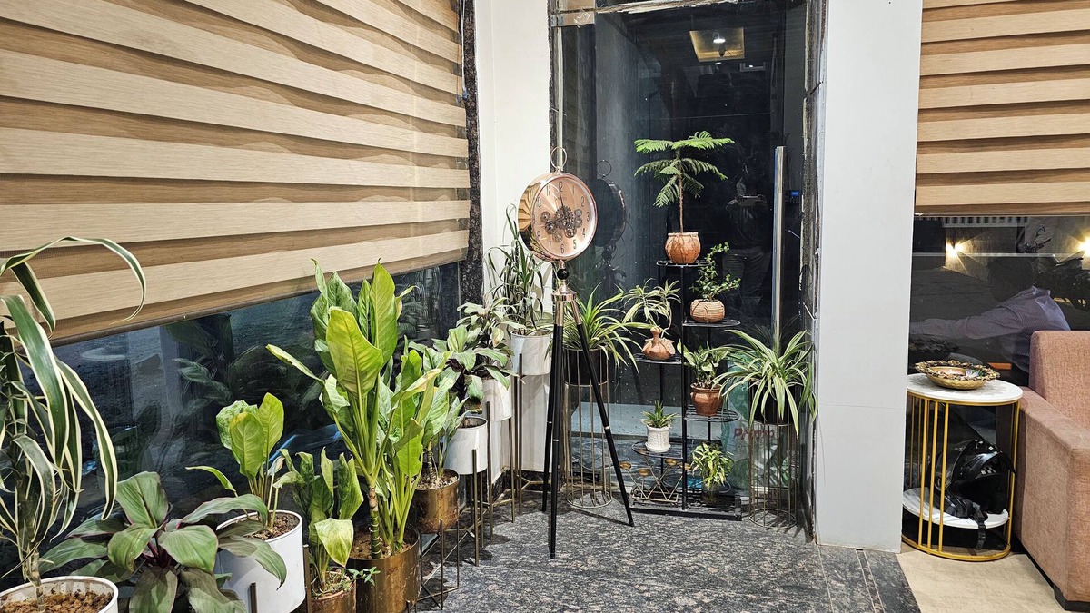 Gwalior Hotel | Devki Grand Hotel