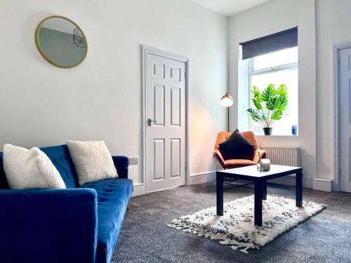 Sunderland Apartment | Devon-2 Bdrm Sleeps 4 Great for Contractors