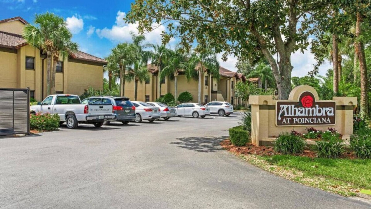 Solivita Condo | Diamond-Alhambra at Poinciana2BD
