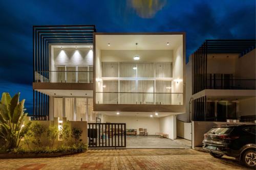 Doddaballapur Villa | Diamond Blue Pool Villa Private Pool Veg Food