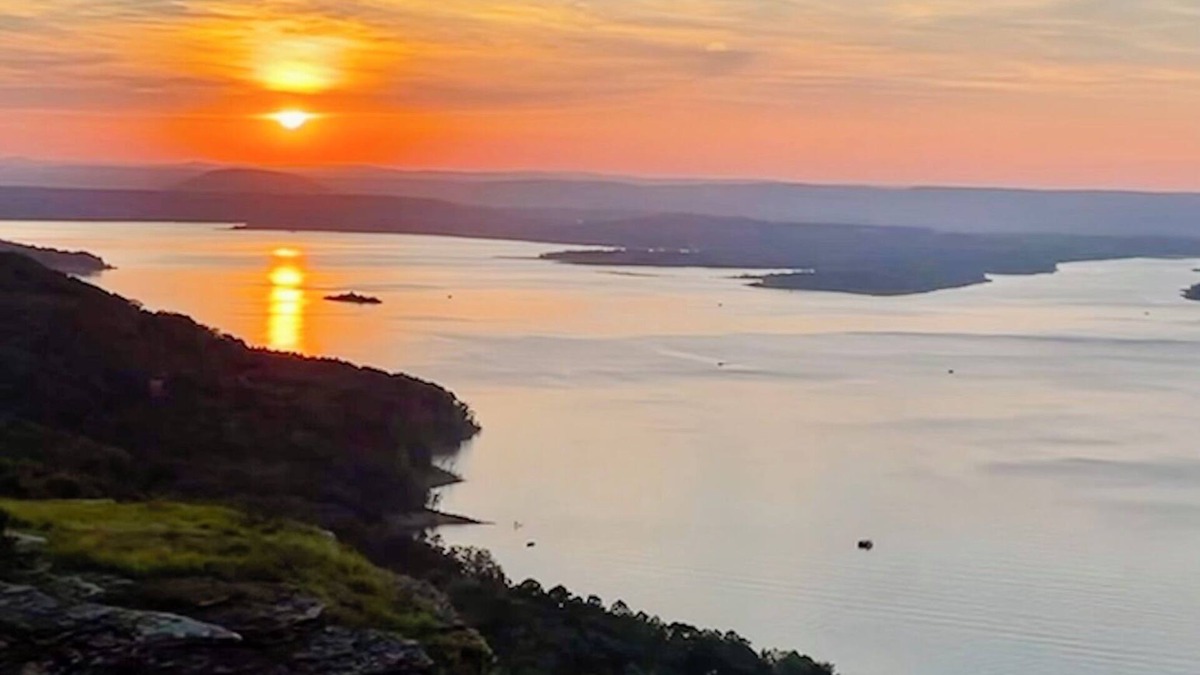 Quitman House | Diamond Bluff Lodge on Greers Ferry Lake