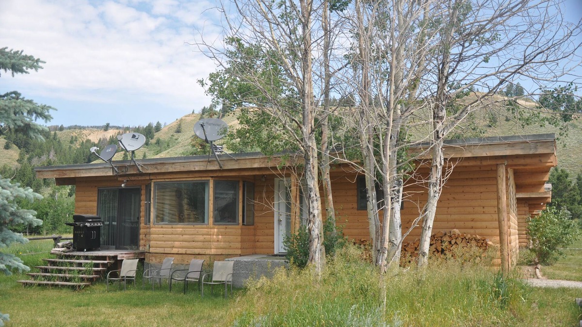 Moran House | Diamond D Cabin D (3 bed/2 bath) With Gorgeous Teton Views