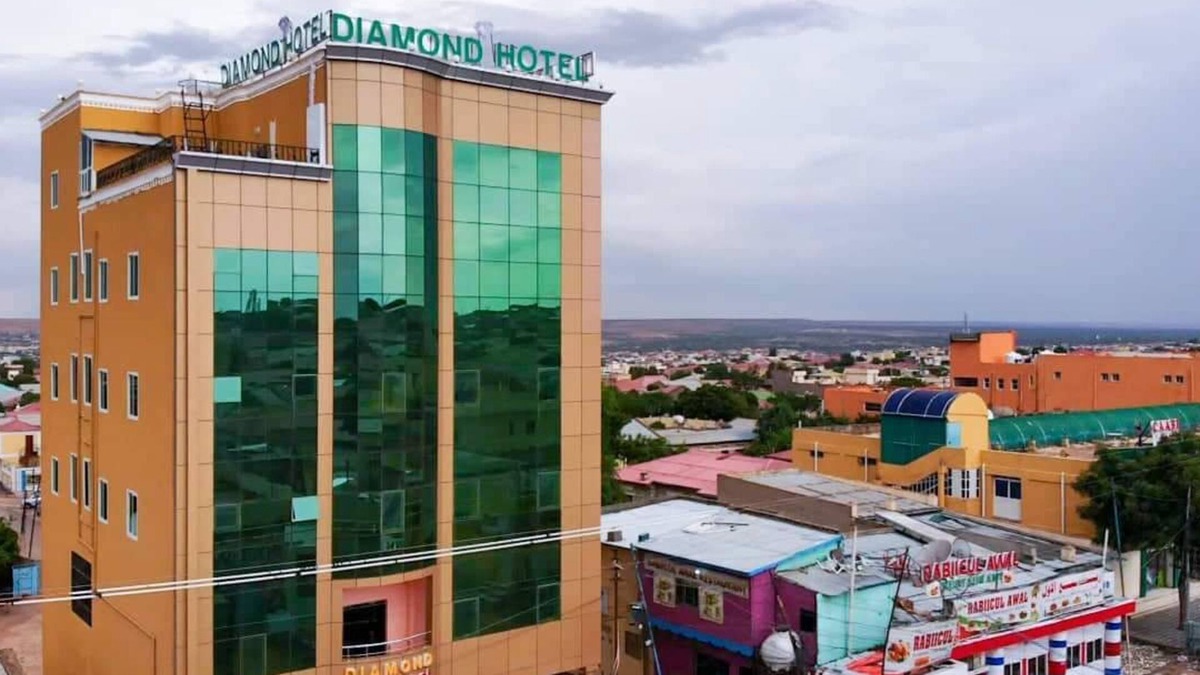 Hargeysa Hotel | Diamond Hotel Hargeisa hasa full Restaurant open 24/7. All staff speaks English.