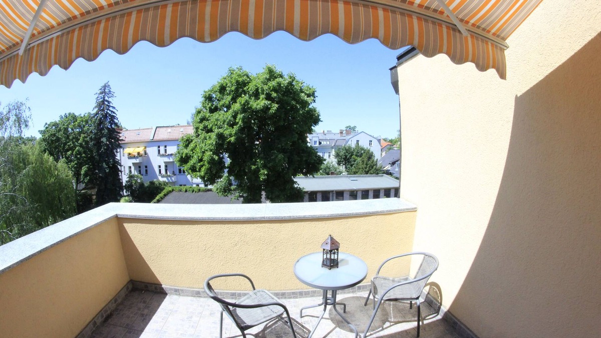 Karlshorst House | Die Botschaft