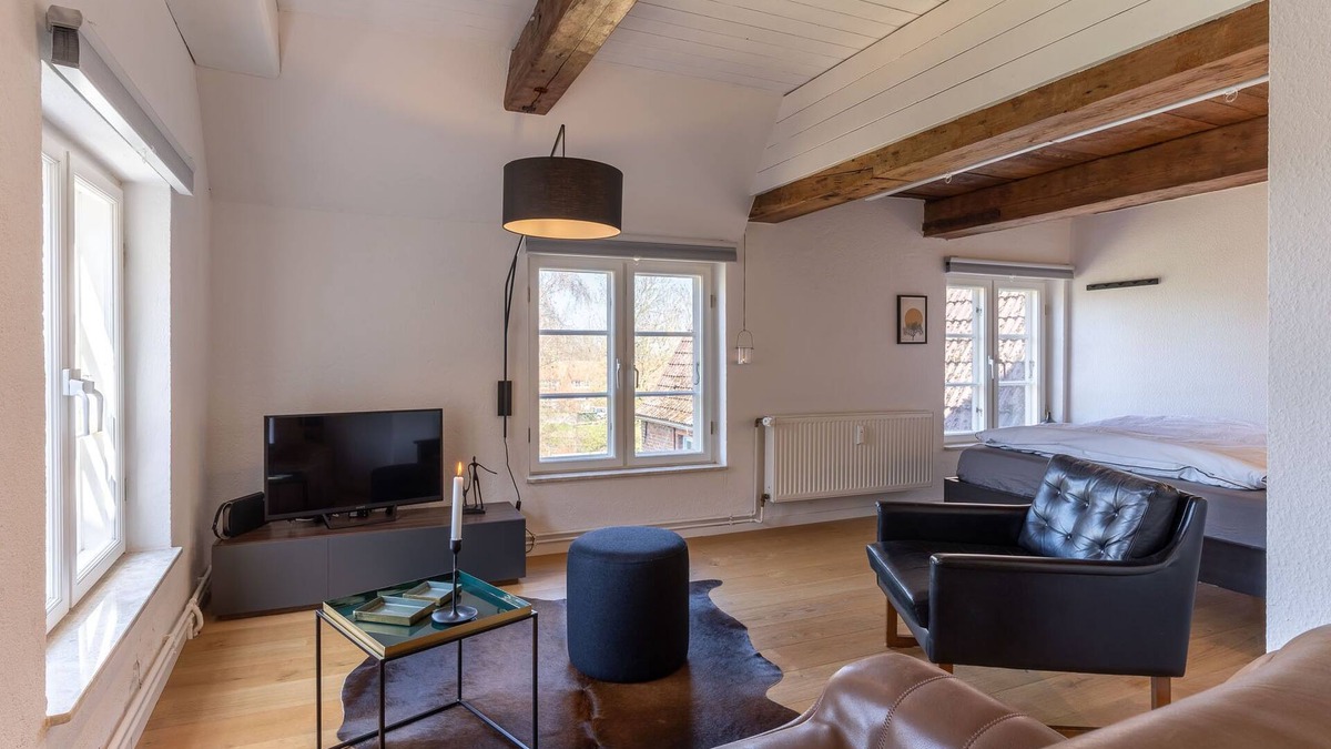 Toenning Apartment | Die Kleine Dachstuv-fewo ist der Perfekte Ort für Ihren Urlaub an der Nordsee!