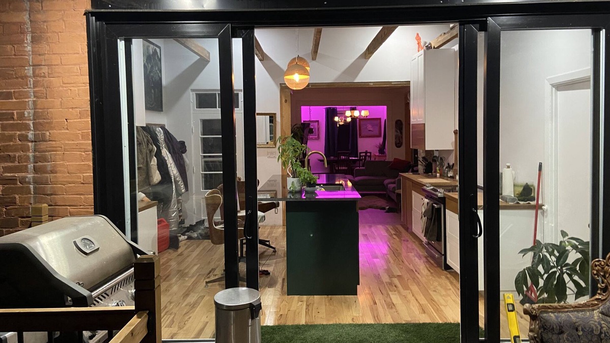 Lachenaie House | Dieuxmoulin party house