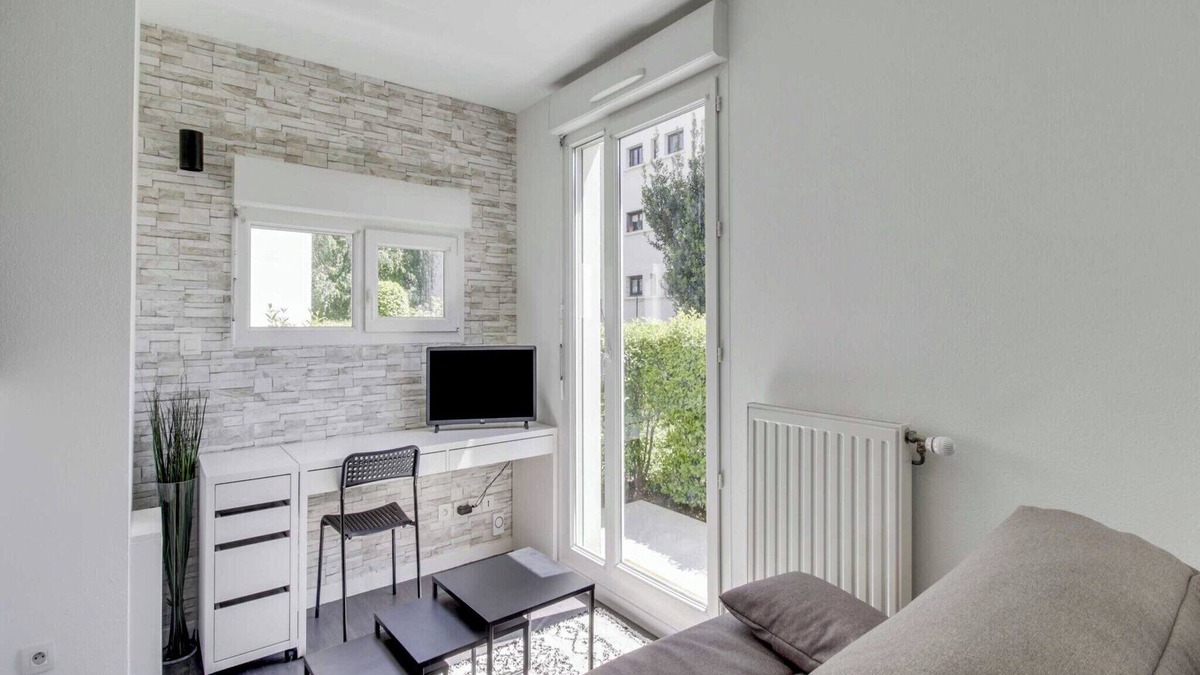 7th Arrondissement Apartment | DIFY Malot - Jean Macé