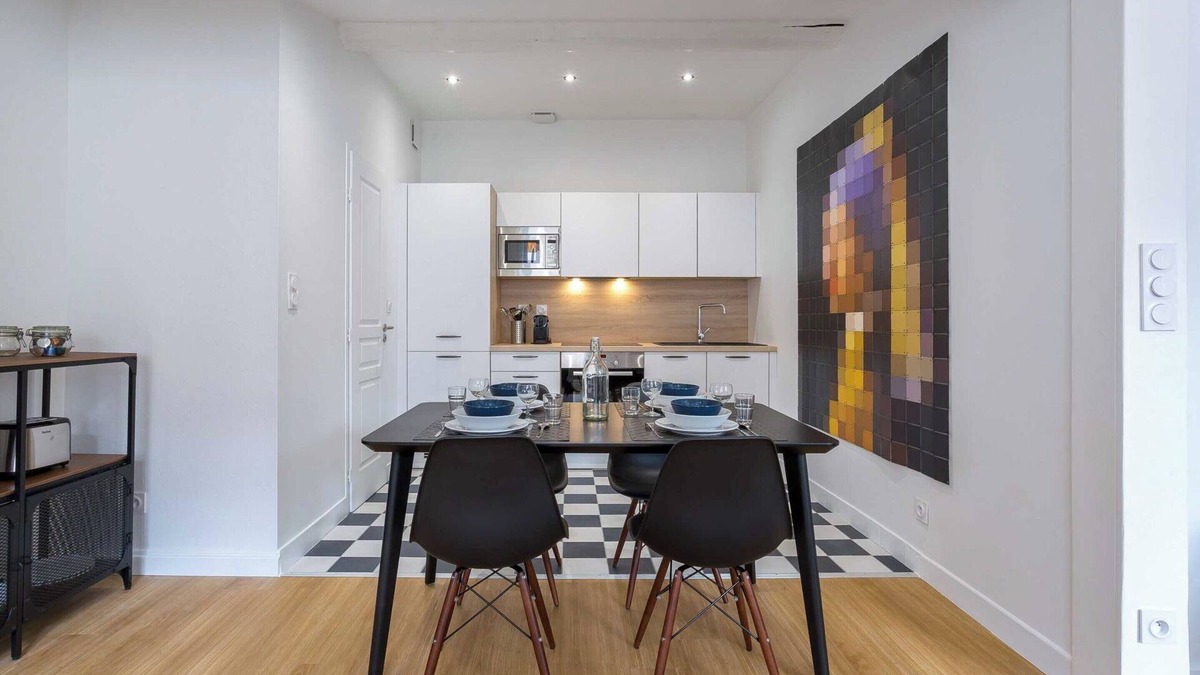 6th Arrondissement Apartment | Dify Vitton - Massena