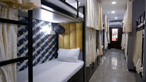 Santacruz Hostel | Digital Dormitory