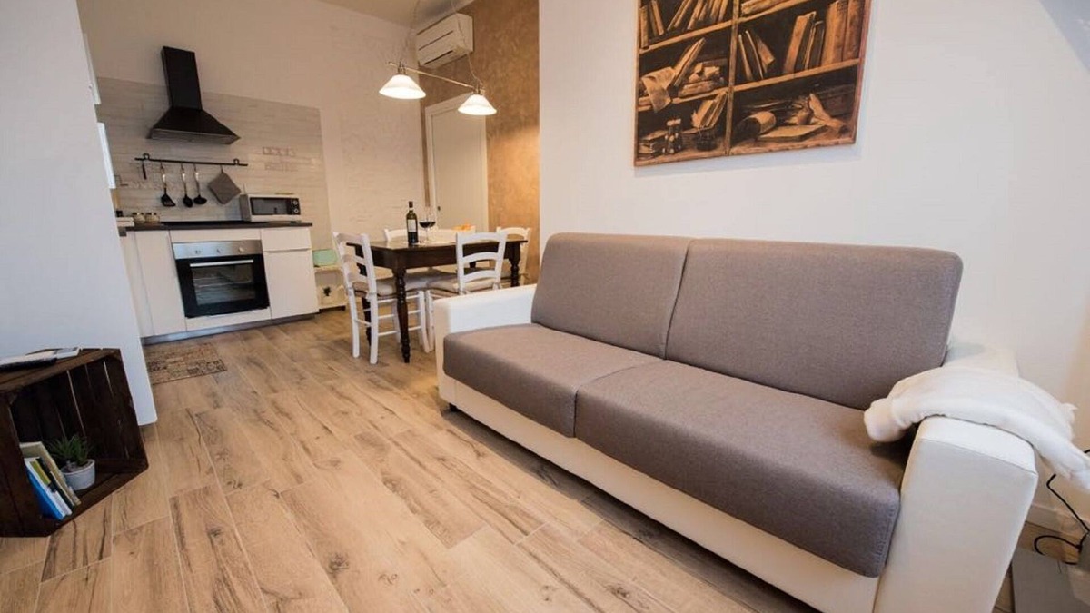 Oltrarno Apartment | DiladdArno Holiday Home, cozy and bright apartment in Florence.