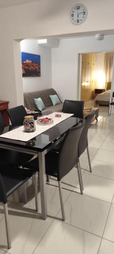 Nea Ionia Apartment | Dimitri's Cosy Home