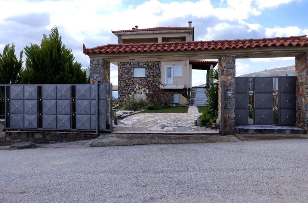 Kymi-Aliveri Villa | Dimitris Vasos Villa With Sea And Mountain View