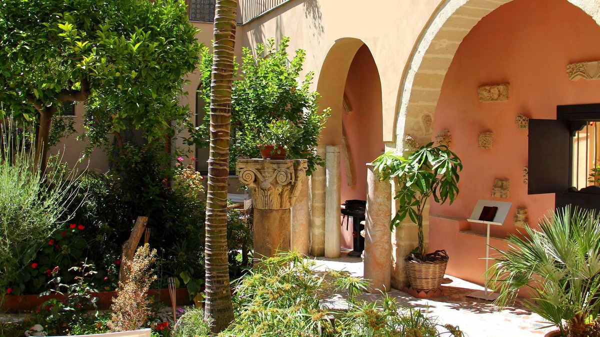 Trapani City Centre Villa | DIMORA D'EPOCA, ANCIENT CONVENT OF XV CENTURY - TRAPANI CENTRO STORICO