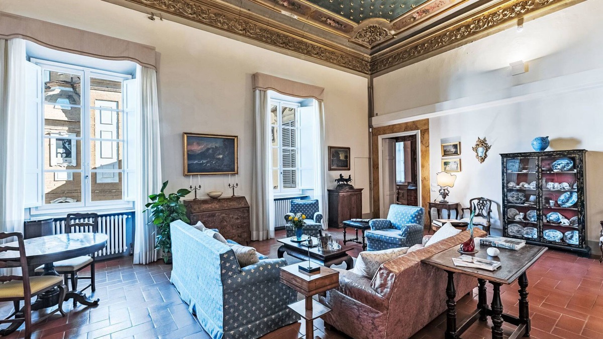 Duomo Apartment | Dimora del Palazzo Aldobrandini del Papa by Interhome