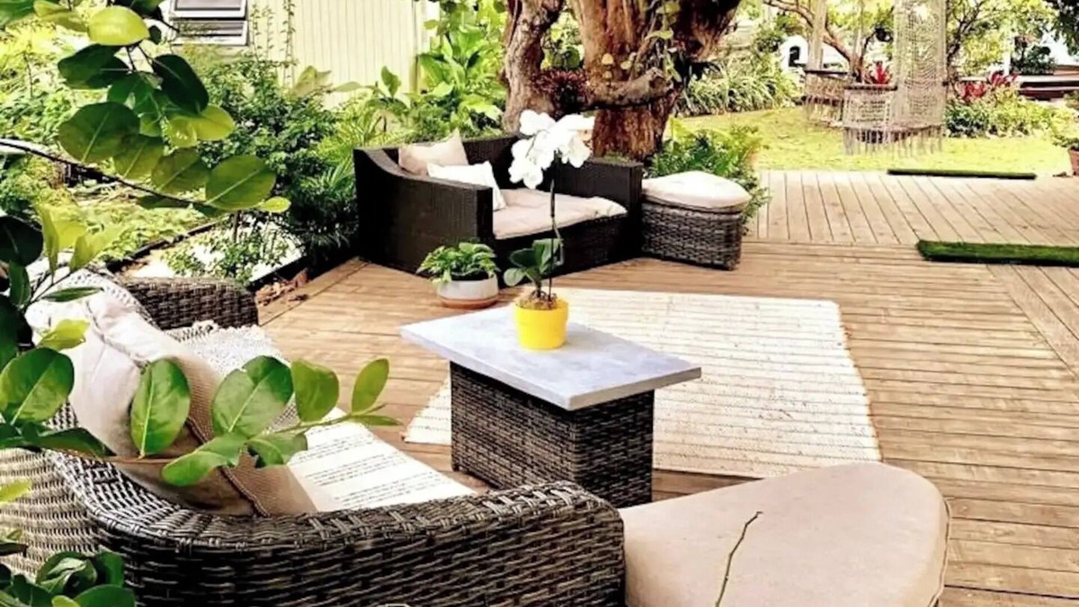 Westward Villas Subdivision House | Dinon's Abode. Cozy 1 bed studio, Cable Beachnn