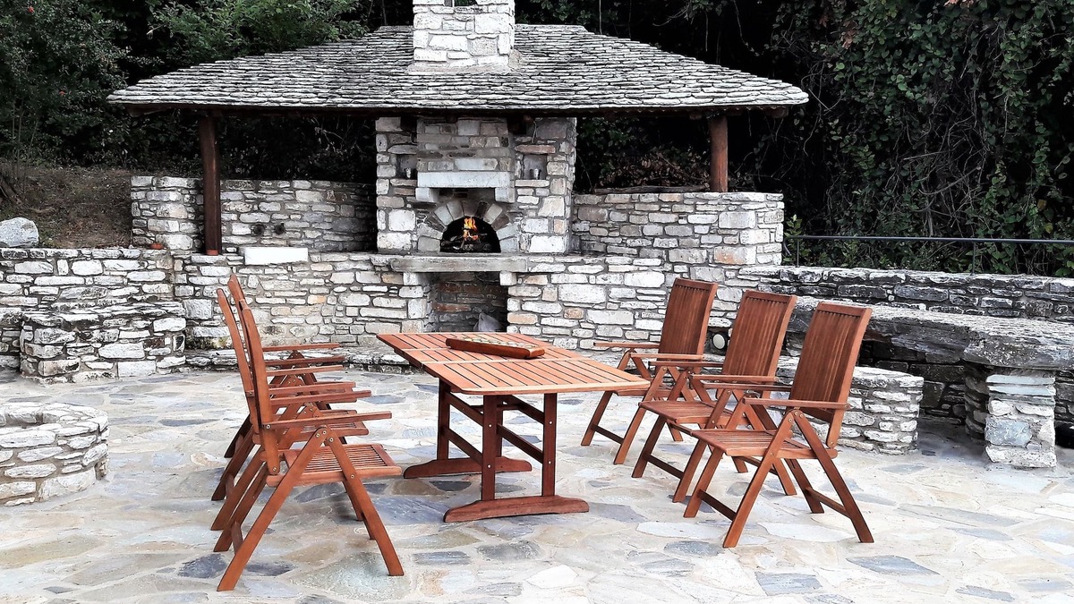 Keramidi Villa | Dionysos Luxury Villa