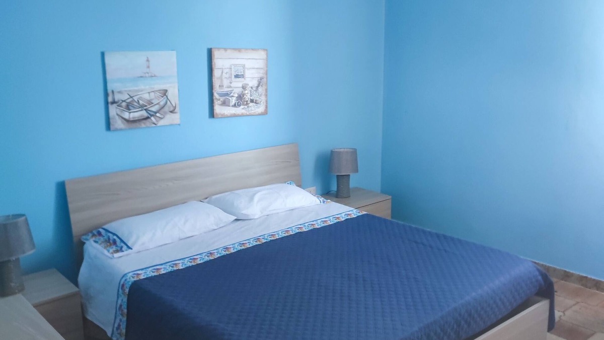 Licata Apartment | Direct and private entrance to the beach,