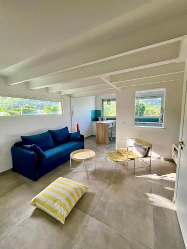 Grand Case Apartment | Direct Beach Access, Modern Stay with Hill View