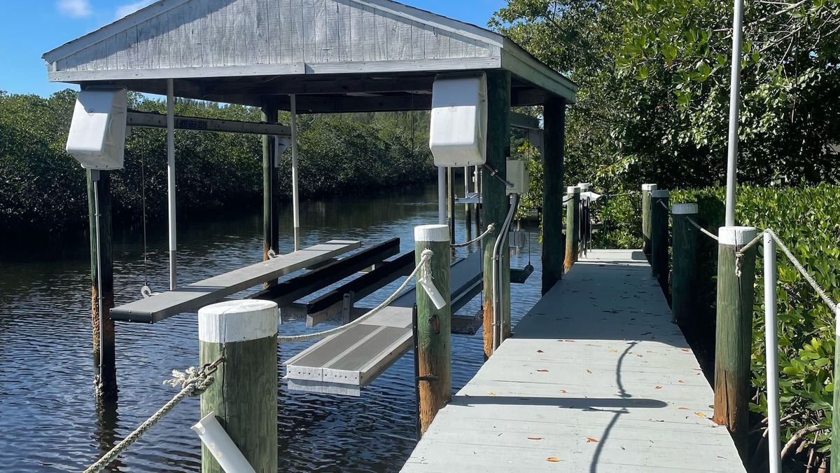 Pine Island Center House | Direct Gulf Access Island Retreat - Boat Lift, No Bridges, Convenient Location!