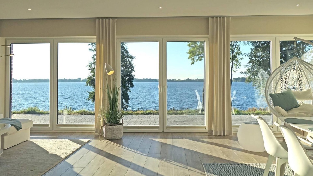 Klein Wittensee Apartment | Direct lakeside location, fantastic lake view, large balcony. Terrace, Baltic Sea 12 km, quiet location