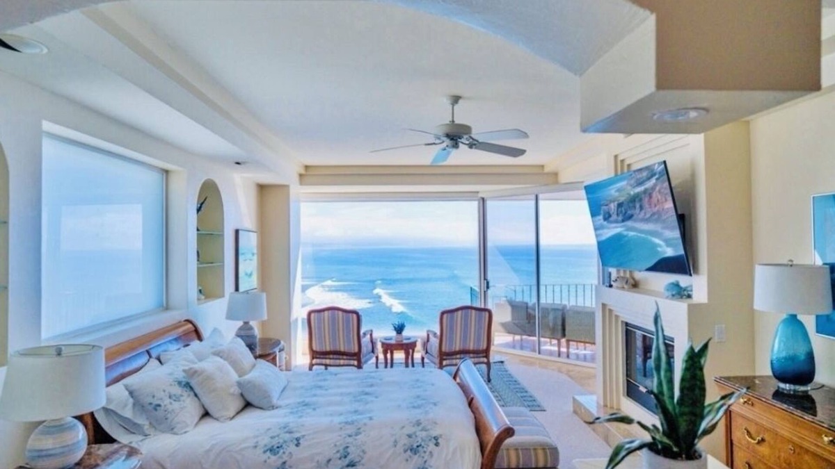 La Fonda Condo | DIRECT OCEAN FRONT TWIN CONDOS! 4,160ft/Entire 7TH Floor! PRIVATE Beach K38 Surf