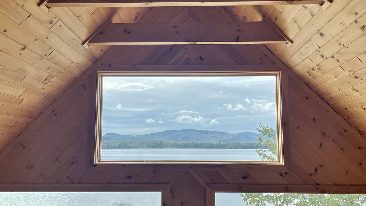Roxbury House | DIRECT water front home with spectacular views of the White Mountains!