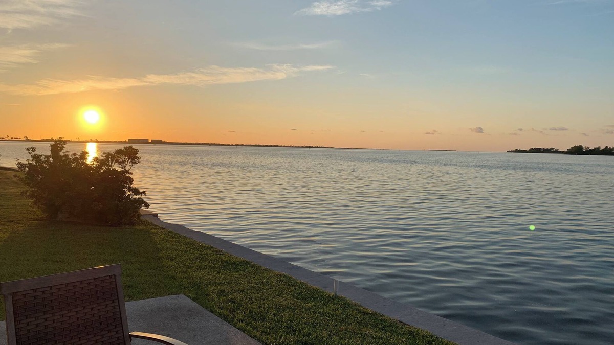 Dunedin House | Direct waterfront home on the Gulf of Mexico. Dunedin.