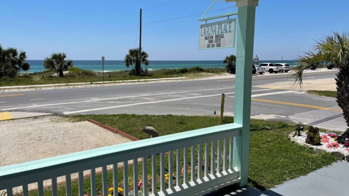 Laguna Beach Apartment | Directly across the street from the Gulf! 2/1 sleeps 4 adults max and 5 total.