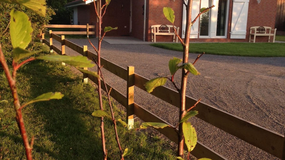 Nordholz House | Directly behind the dyke. In the midst of nature. Year of construction '13, W-LAN, TV, ground floor