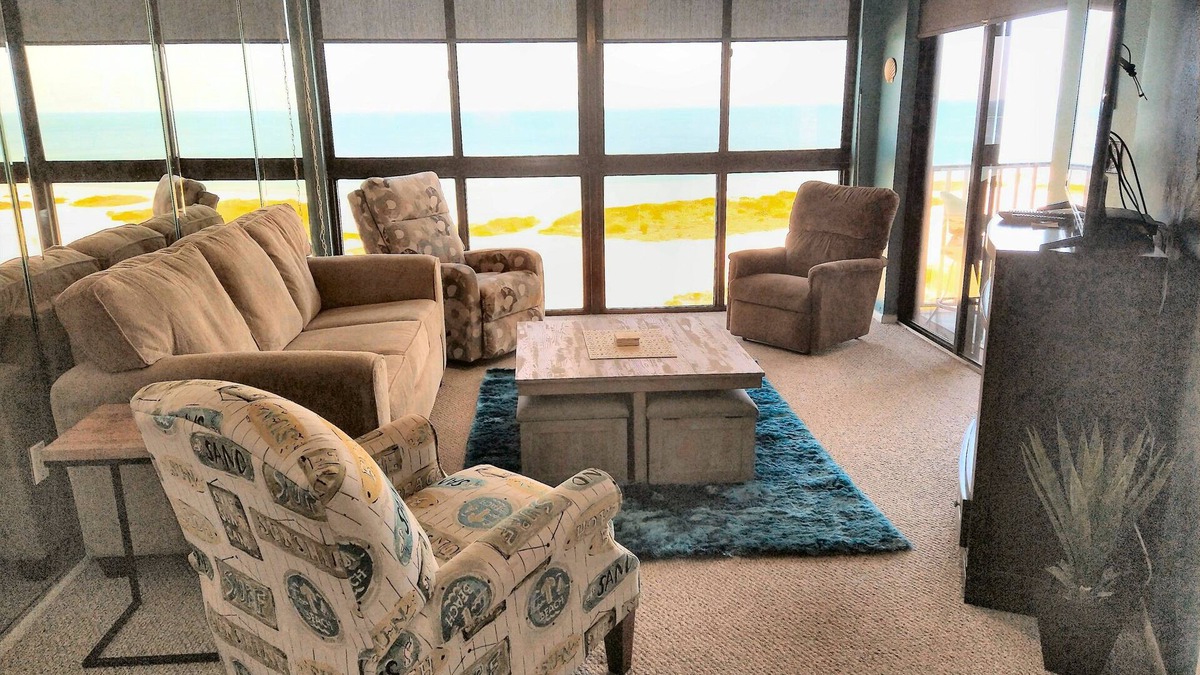 Sand Key Condo | Directly on the Beach! 139nt special Oct 18 to Nov 1 2025