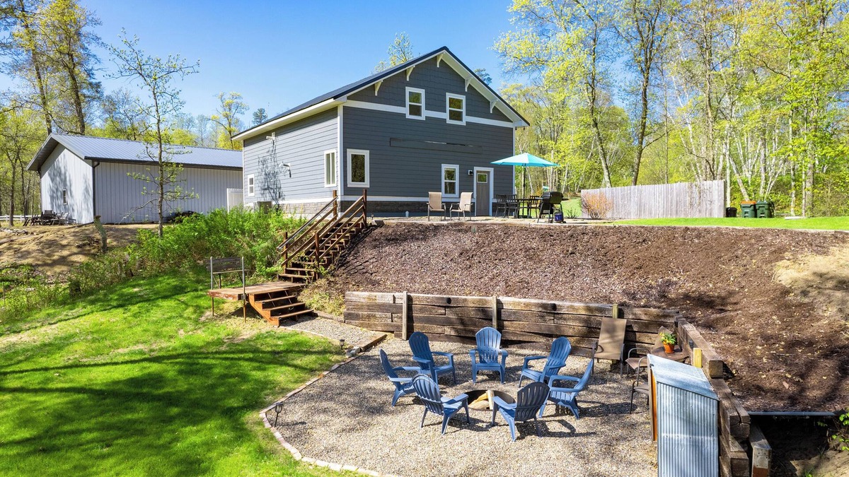 Crosslake Cabin | Discover a Hidden Gem! Modern Crosslake Cabin for Groups