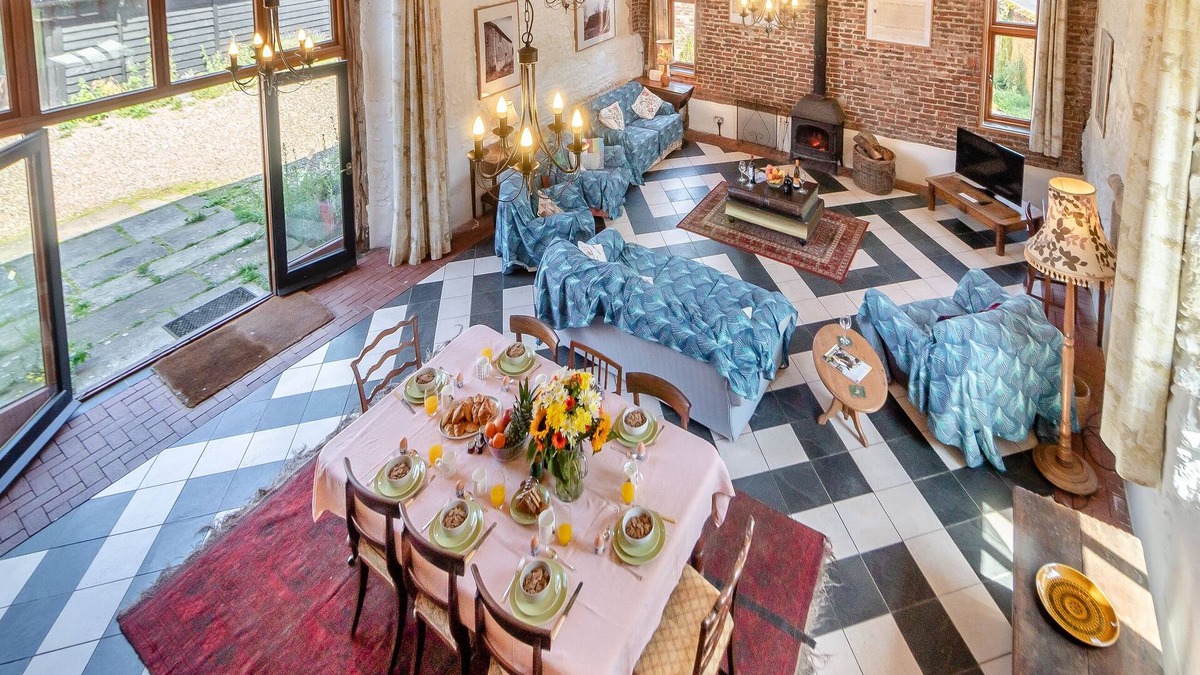 New Buckenham Cottage | Discover historic charm at St Mary’s Chapel.
