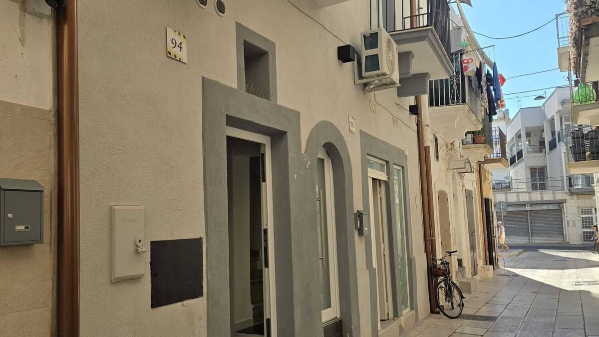 Mola di Bari House | "Discover Puglia - Your vacation home for sun & soul" 4 min. from the sea