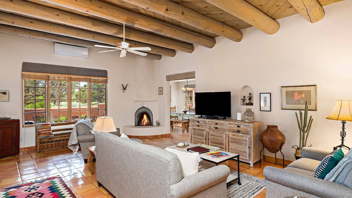Quail Run House | Discover Santa Fe's Gem: Unwind at Quail Run 717 - Sleeps 4 Comfortably