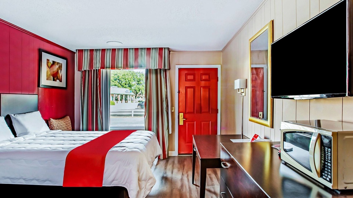 Ridgeland Hotel | Discover South Carolina’s Lowcountry Gateway! Lodging with Free Parking