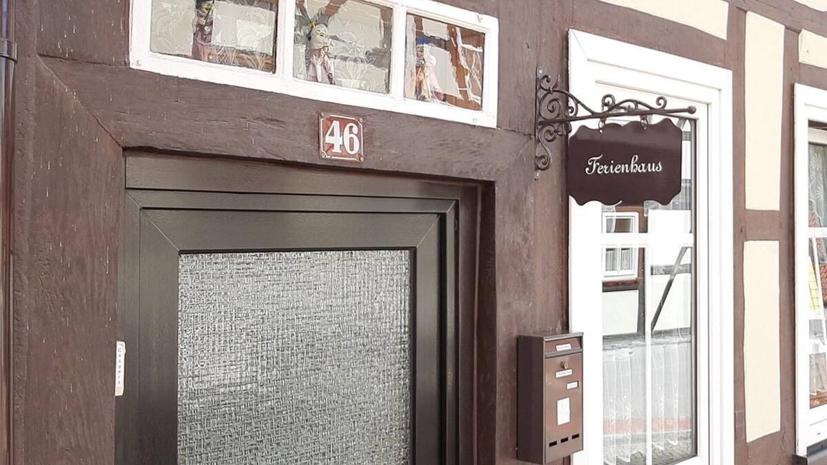 Stolberg House | Discover the Harz and live in a renovated half-timbered house