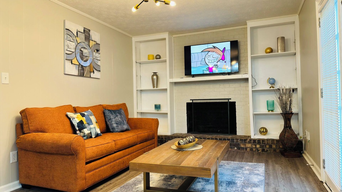 Five Forks House | Discover tranquility near Stone Mountain Park