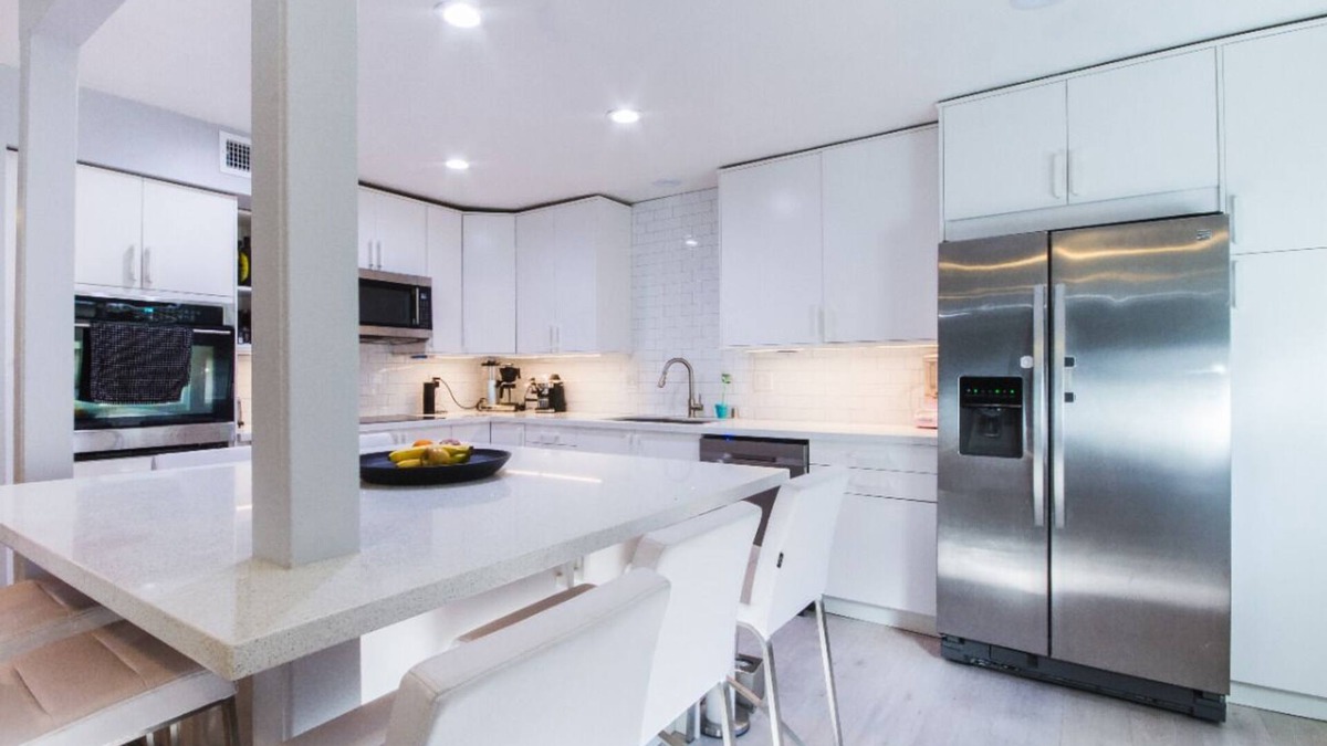 Lyon Street House | Disneyland Family home near Beach & Walk to zoo. Super central.