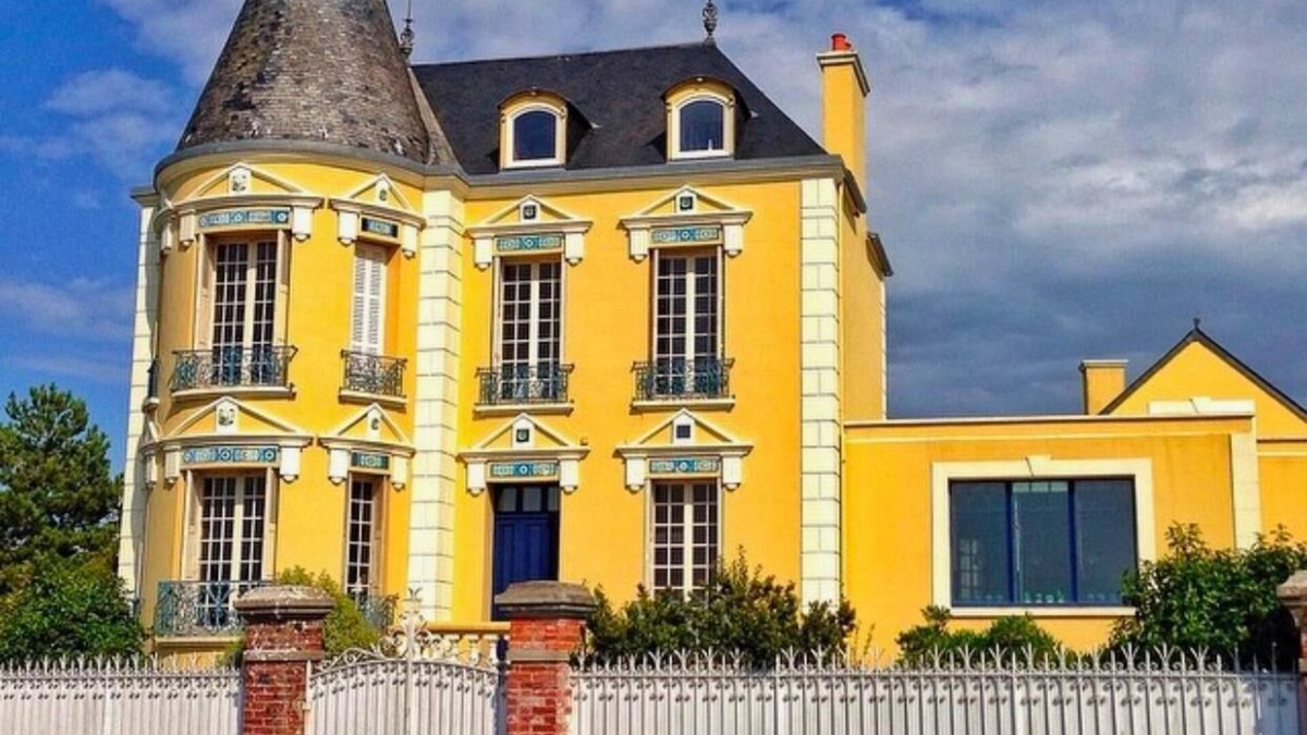 Regnezville-sur-Mer House | Diva Beach, family home with sea view, pool and jacuzzi