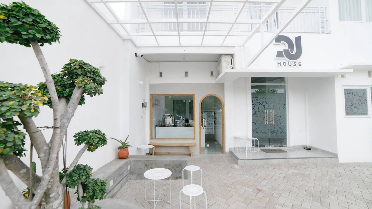 Banguntapan House | DJ House Yogyakarta