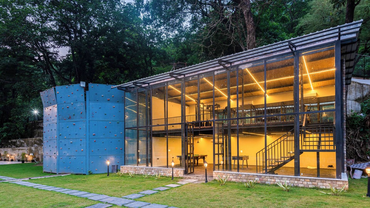 Jogiyana Hotel | DLS Divine River Resort and Spa