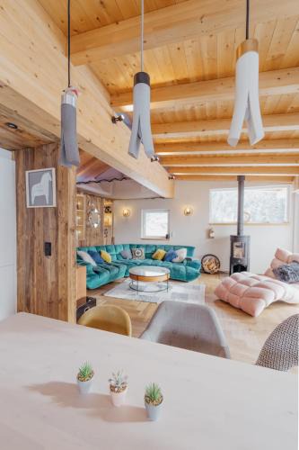 Medraz Apartment | DMG - 'The Luxury Penthouse'