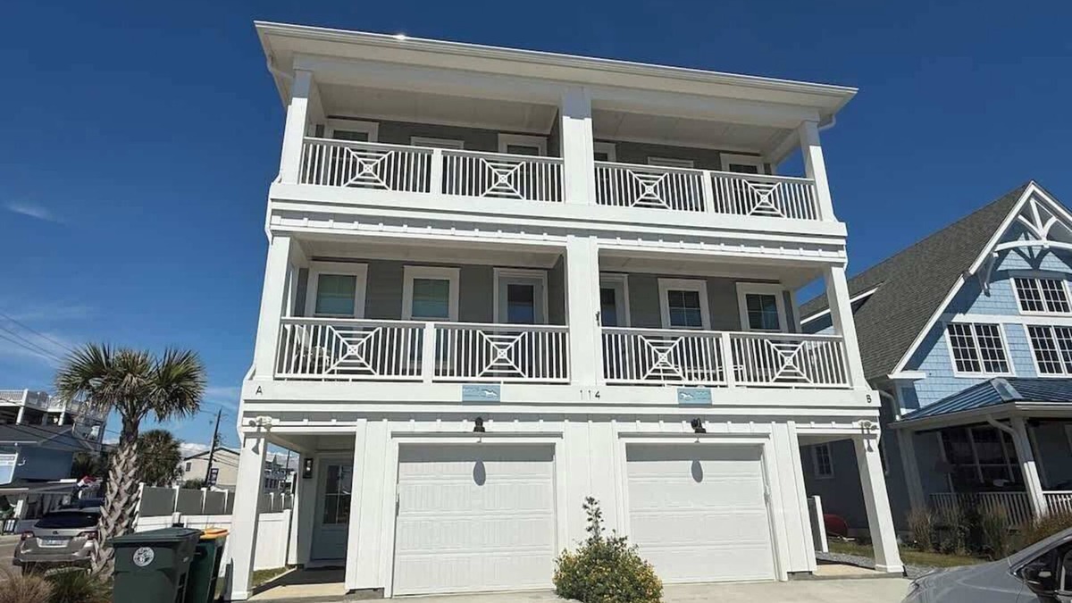 Kure Beach House | Doc's Boardwalk Summa